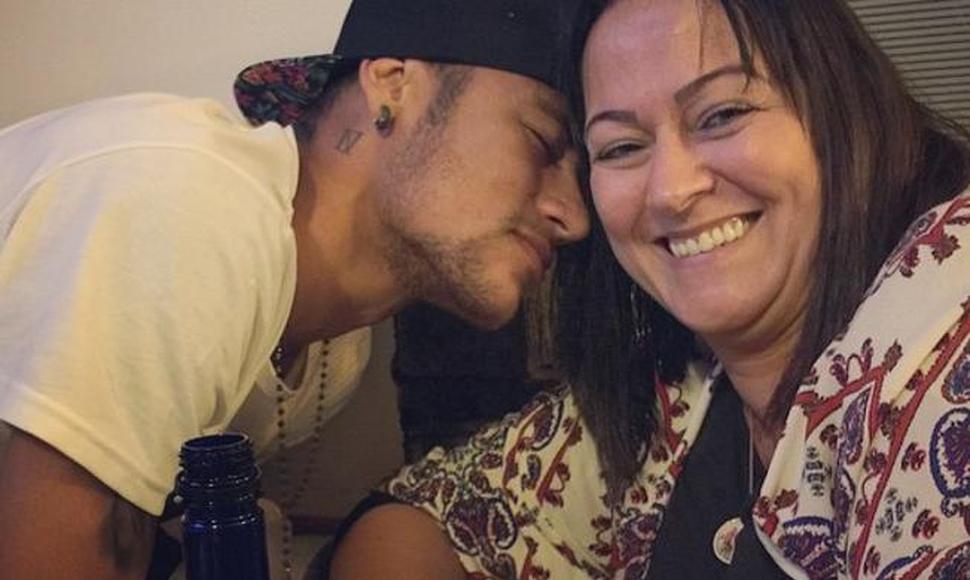 La Madre De Neymar Sali En Defensa De Su Hijo