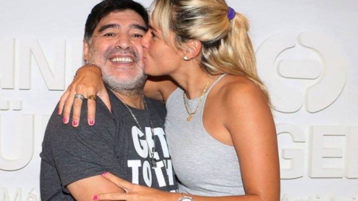 Diego Maradona tuvo un encuentro íntimo con Rocío Oliva