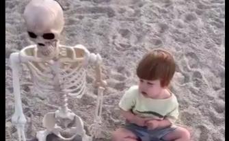 nene viral esqueleto