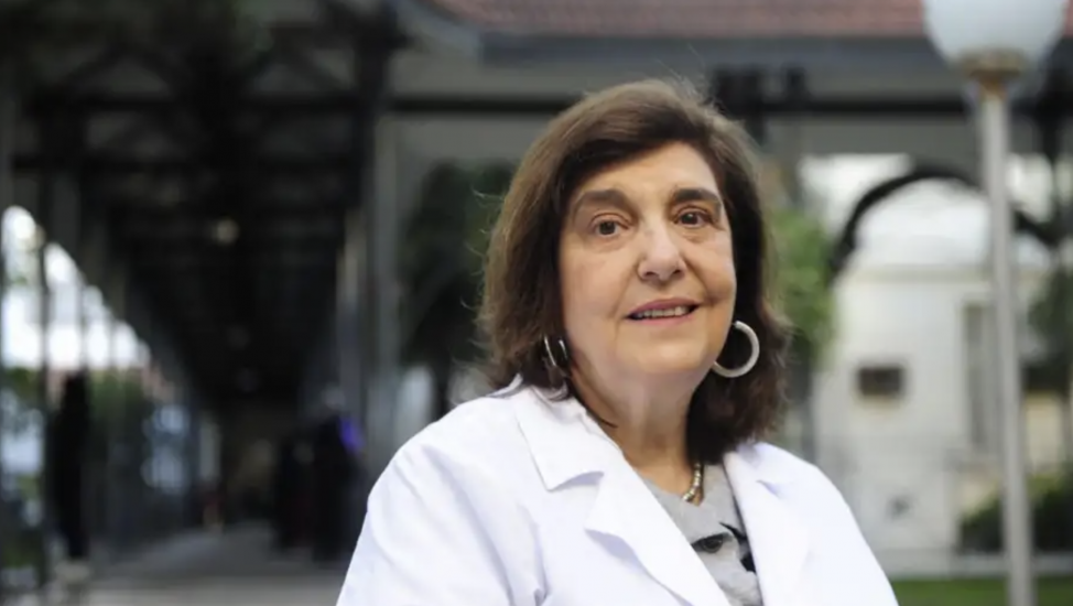 Dra. Ángela Gentile